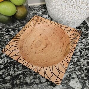 Handcrafted Bowl Solid Wood Square‎ 7x7 inches